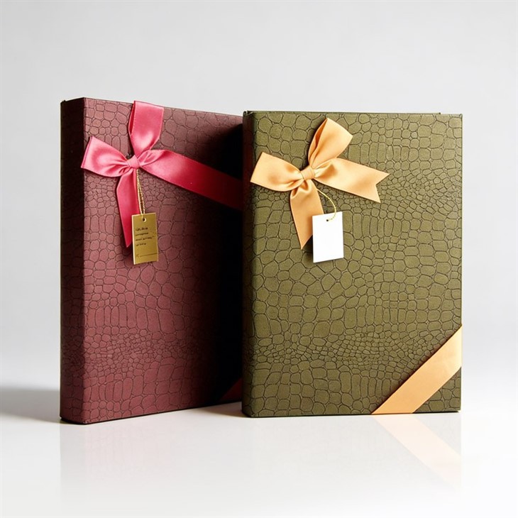 Book Shaped Chocolate Box factory