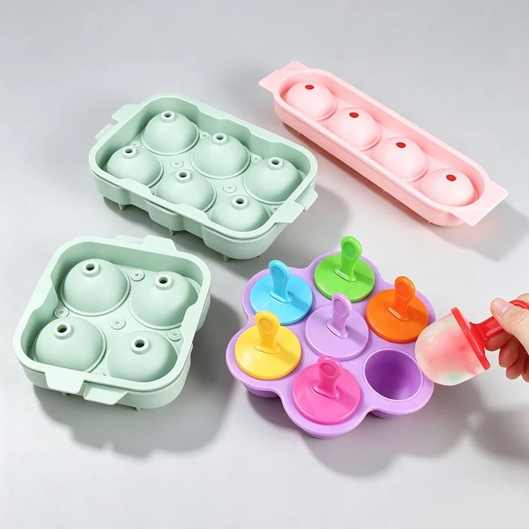 2 silicone ice cube mold